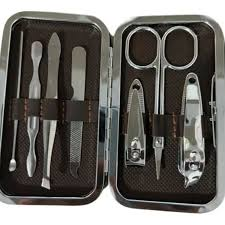 KIT MANICURE 7 PIEZAS 1
