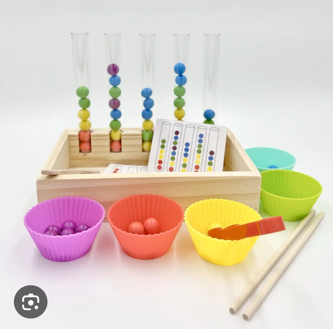 JUEGO DE TUBOS DE ENSAYO MONTESSORI 1