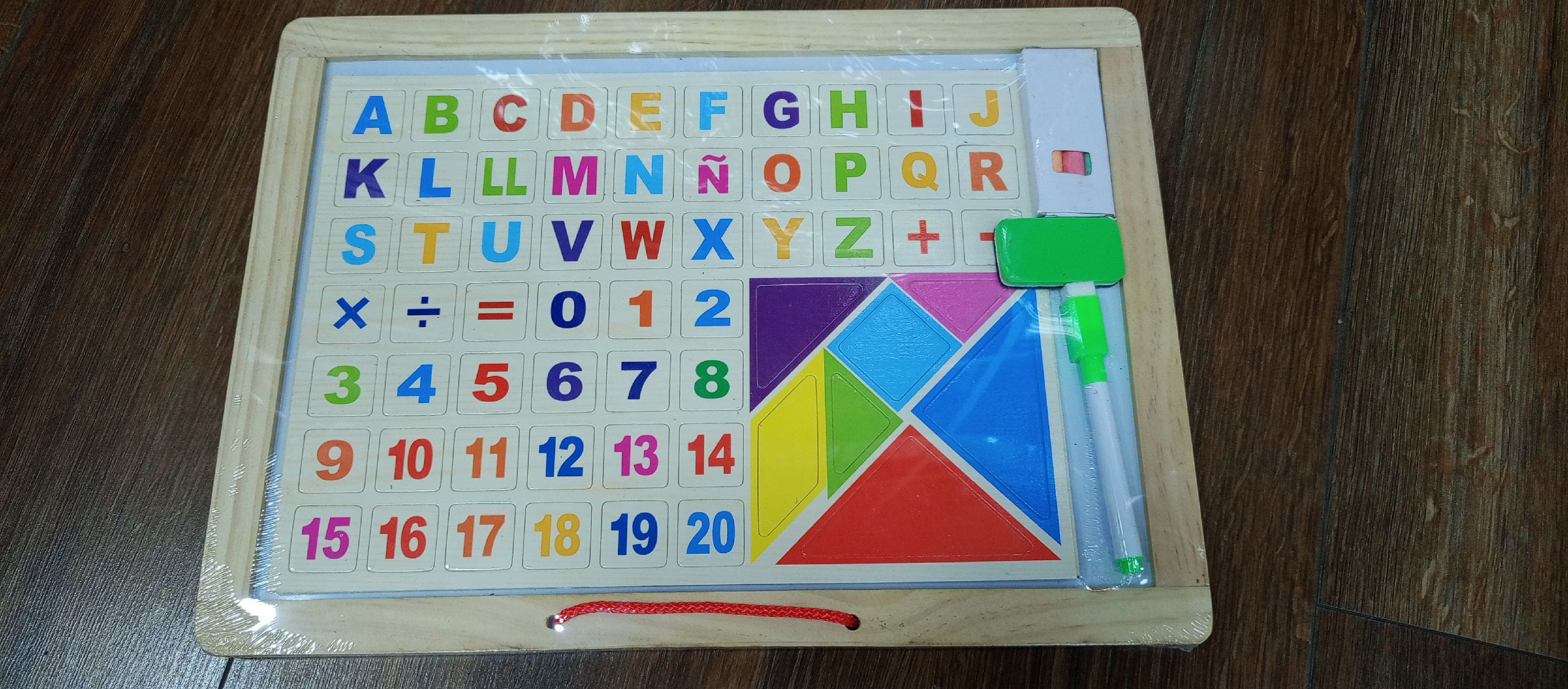 TABLERO BORRABLE CON LETRA MAYUSCULA 1