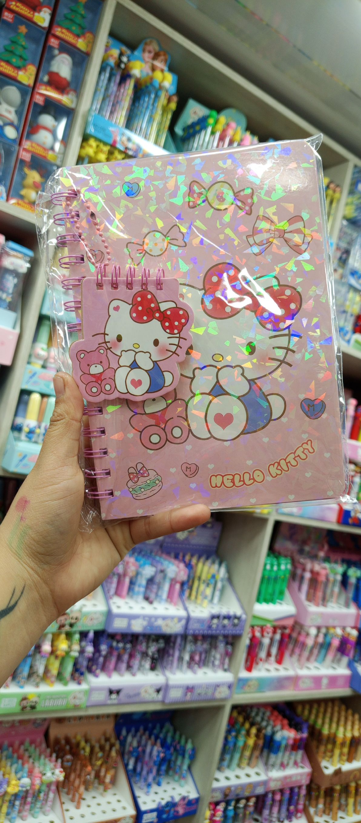 AGENDA LLAVERO KITTY 1