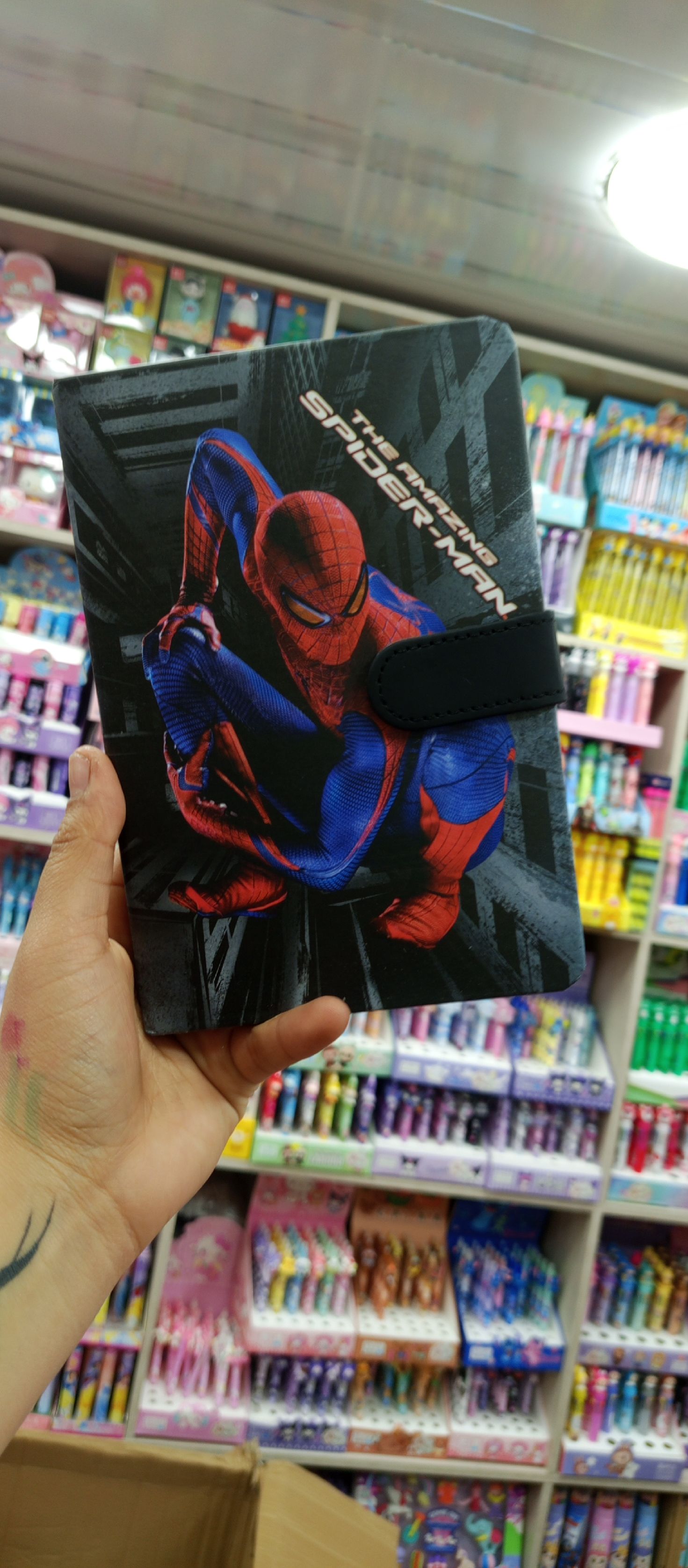 AGENDA PIN SPIDERMAN 1