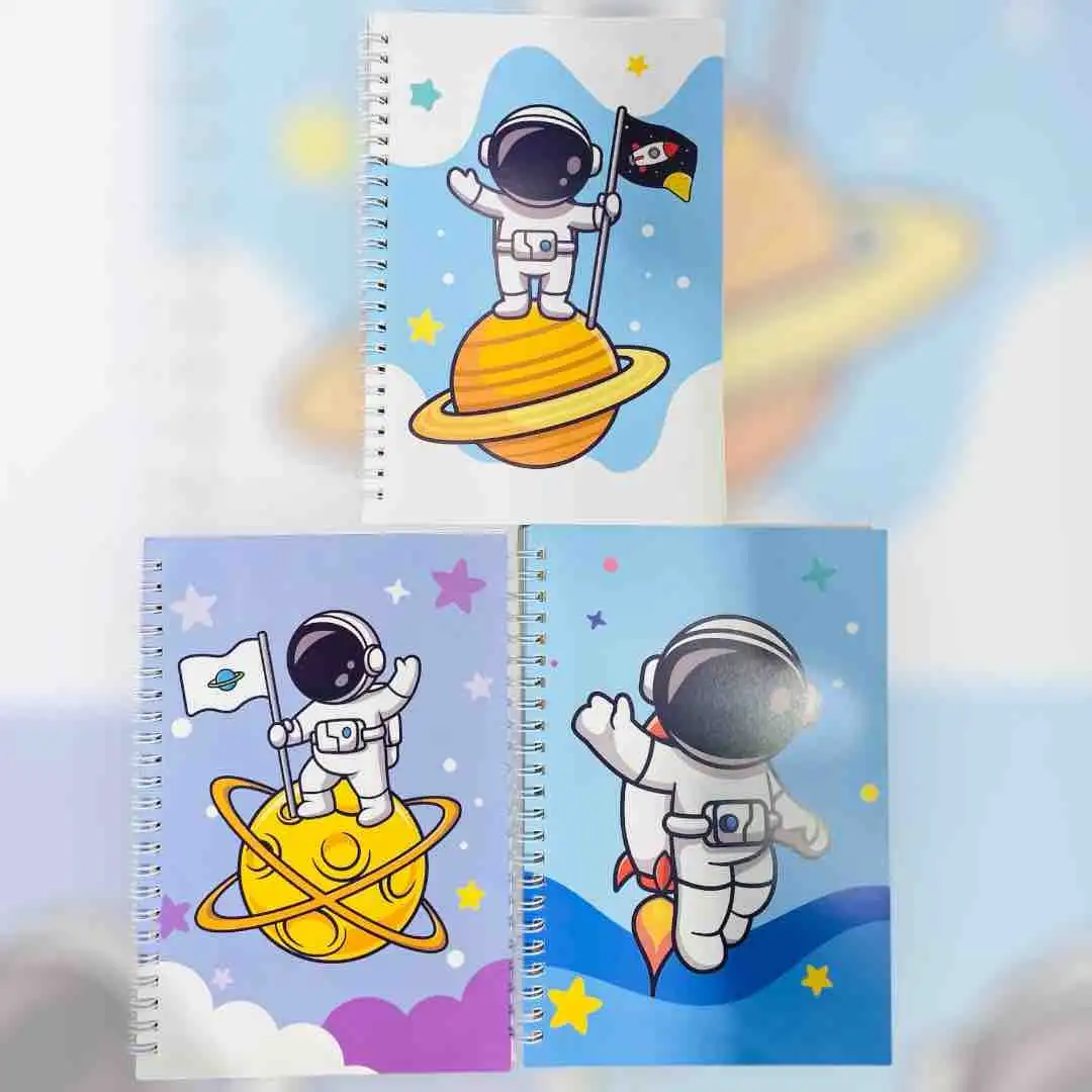 CUADERNO RAYADO ASTRONAUTA *4 UNID 1