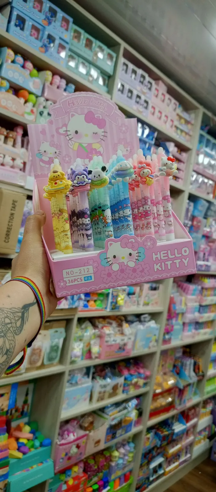 ESFERO BORRABLE SANRIO 1