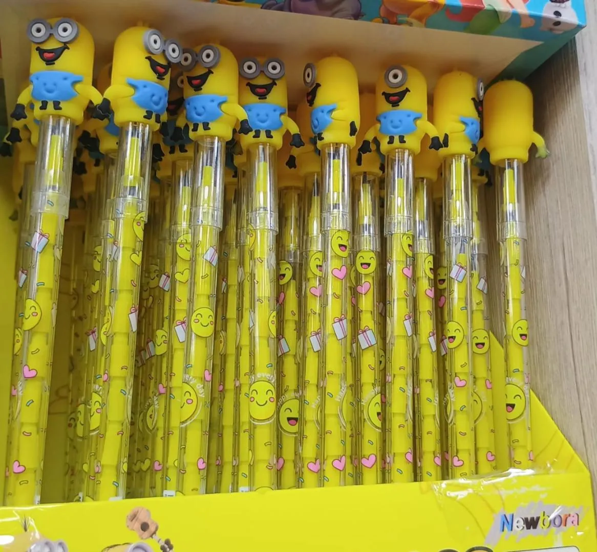 PORTAMINAS MINIONS 1