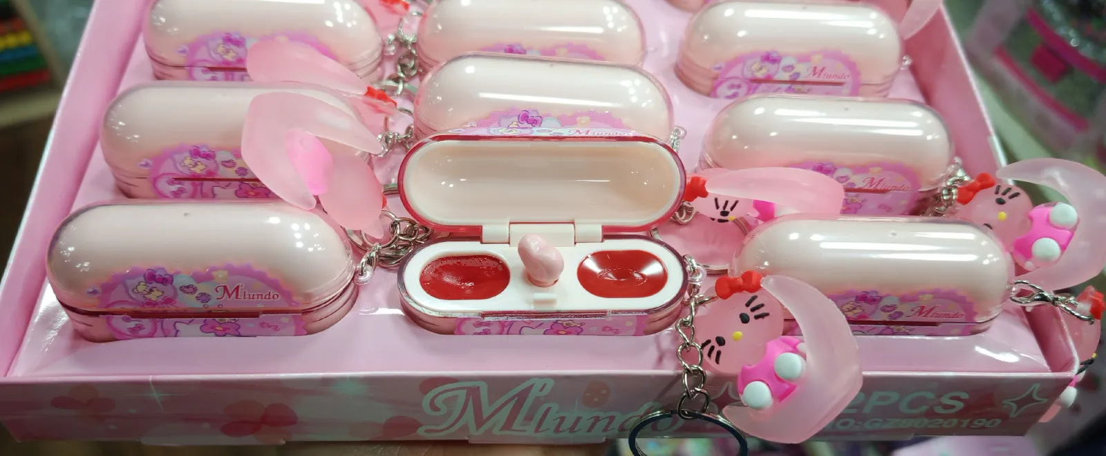 BRILLO AUDIFONO LLAVERO HELLO KITTY 1