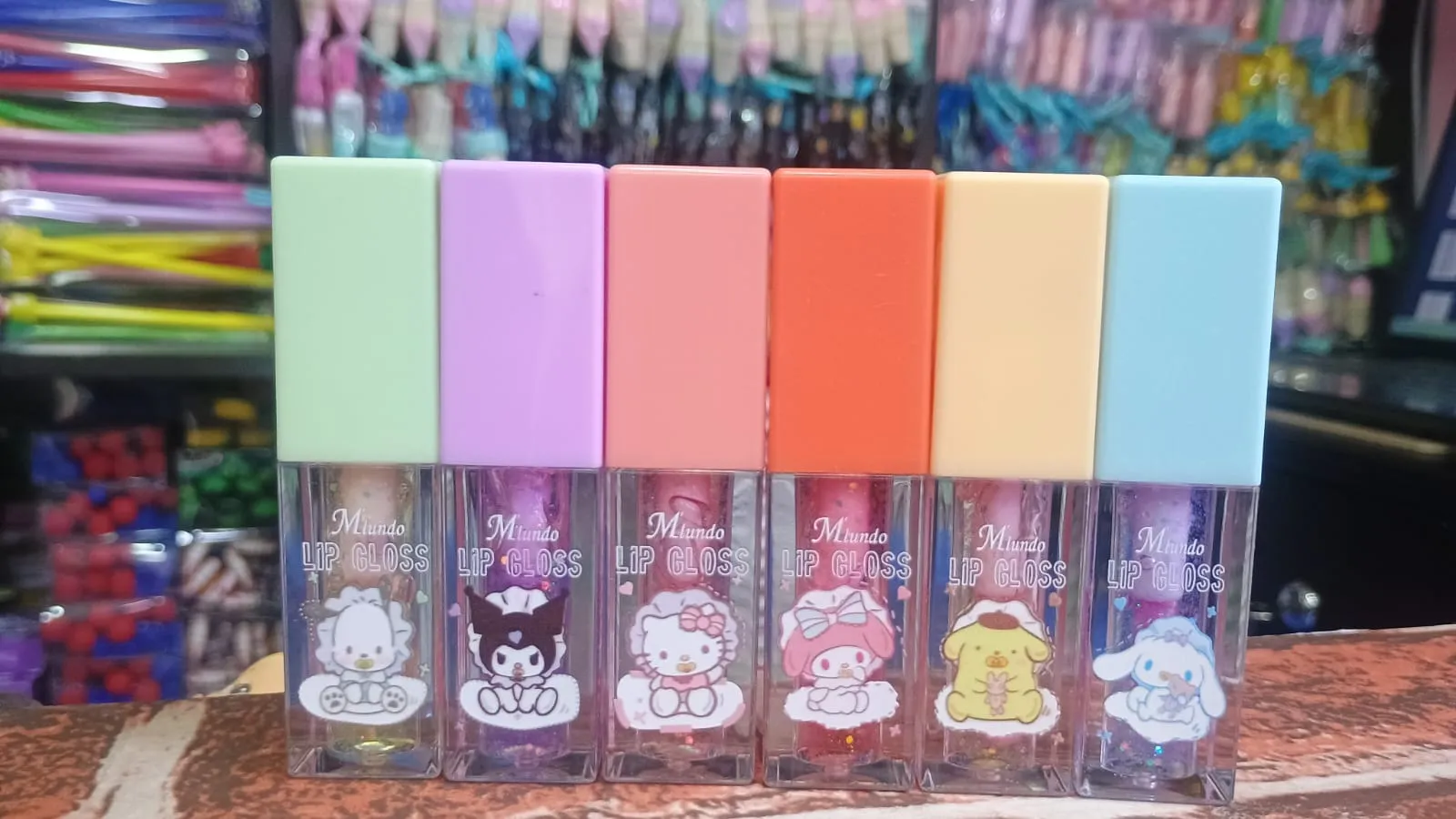GLOSS SANRIO 1
