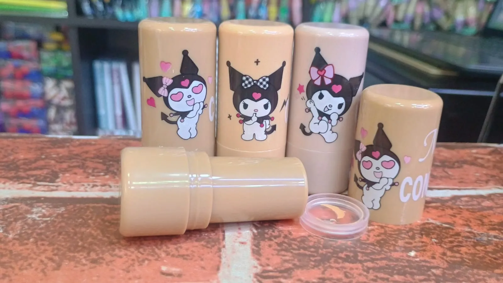KUROMI BARRA DE CORRECTOR 1