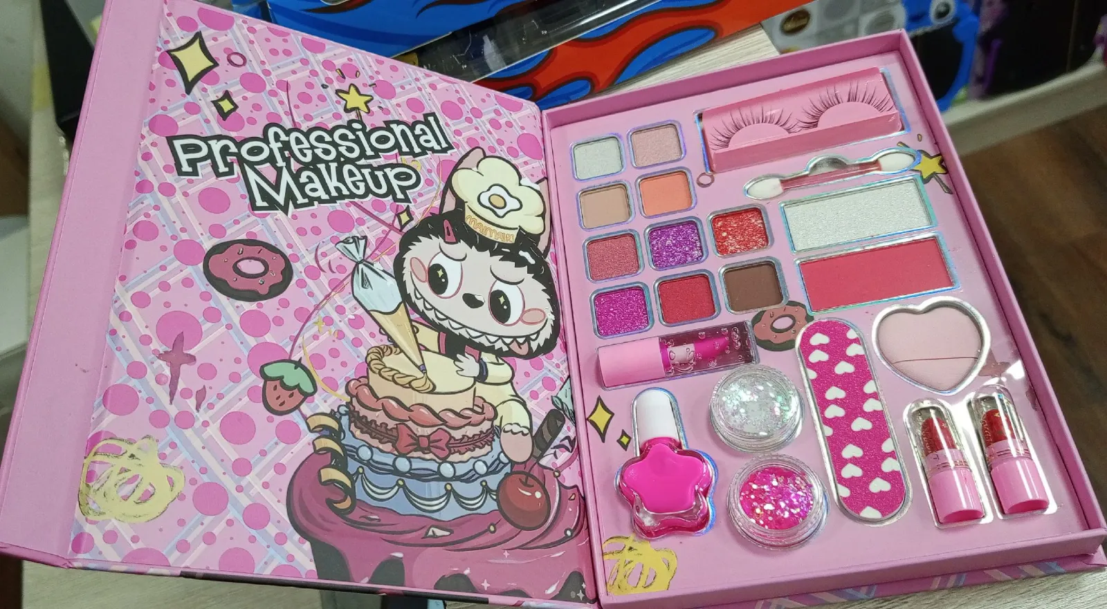 PALETA DE SOMBRAS LABUBU 1