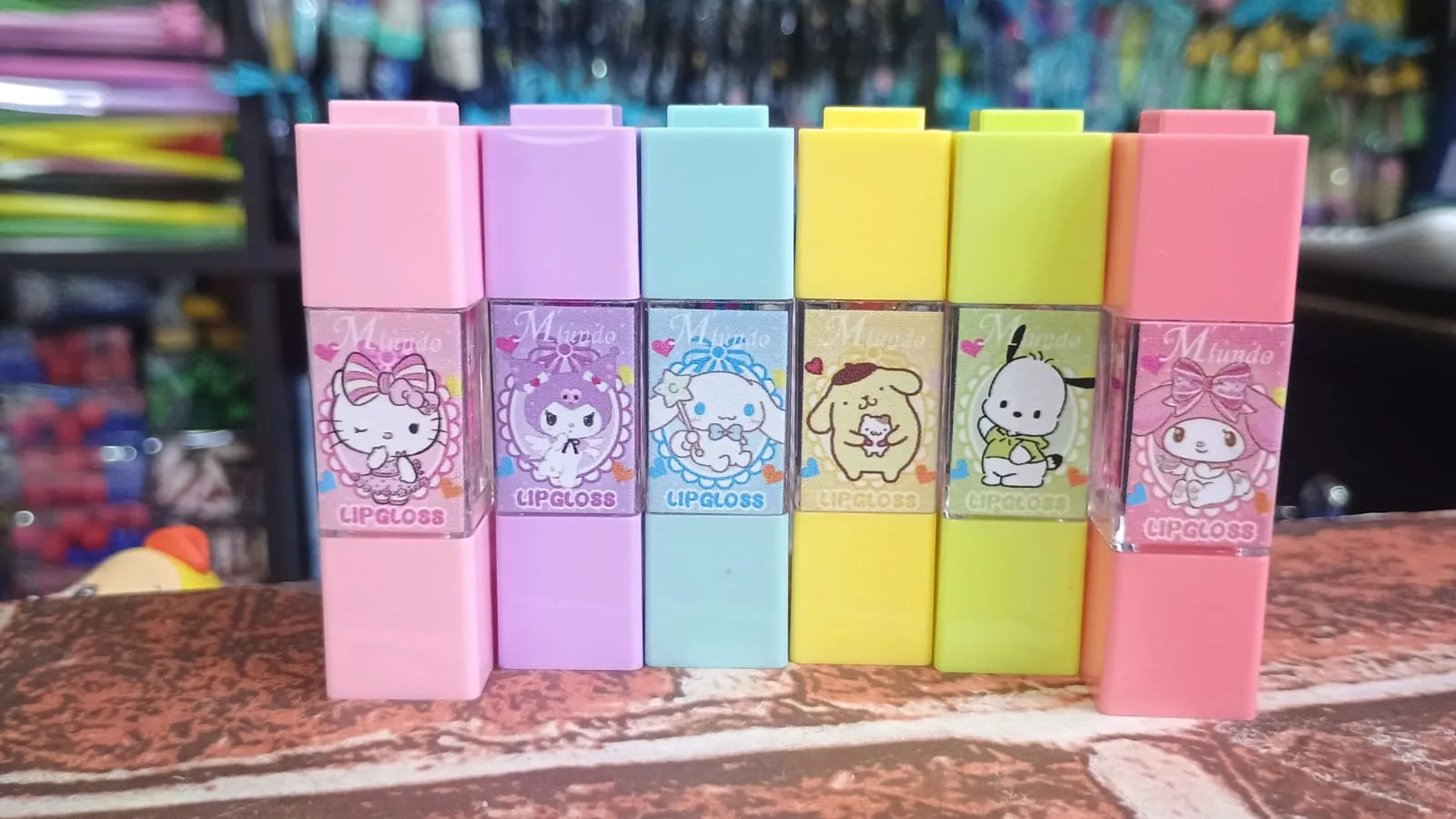 SANRIO BRILLO MAGICO 1
