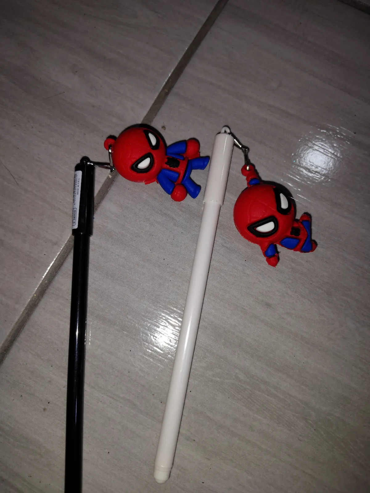 ESFERO LLAVERO SPIDERMAN  1