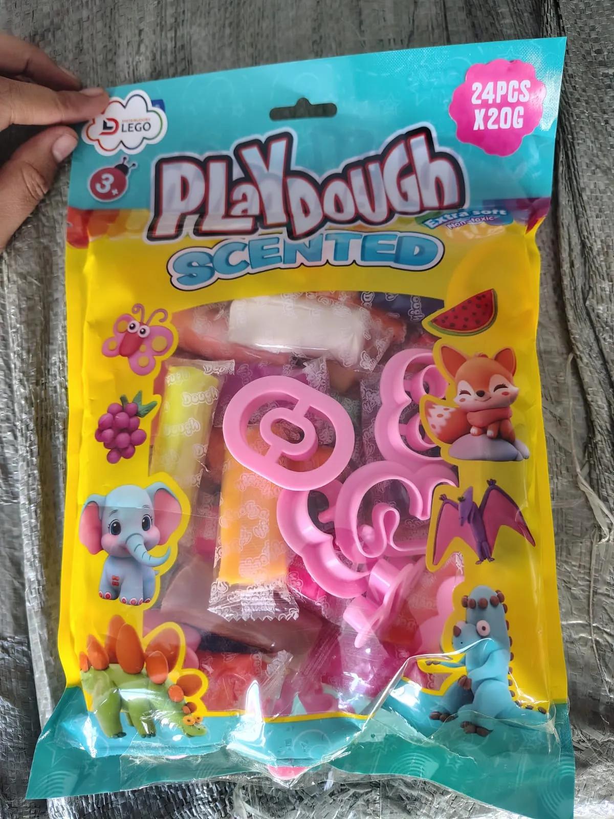 PLASTILINA CON MOLDES  1