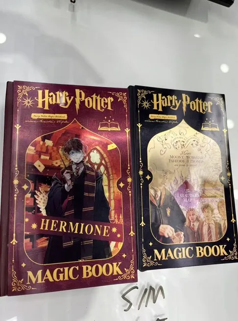 AGENDA DE HARRY POTTER ROJA Y NEGRA  1