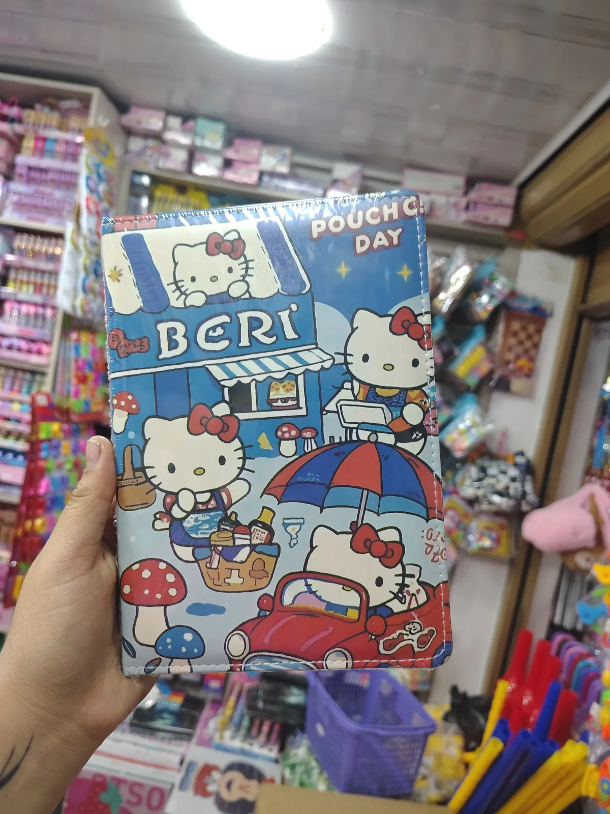 AGENDA HELLO KITTY CAUCHO 1