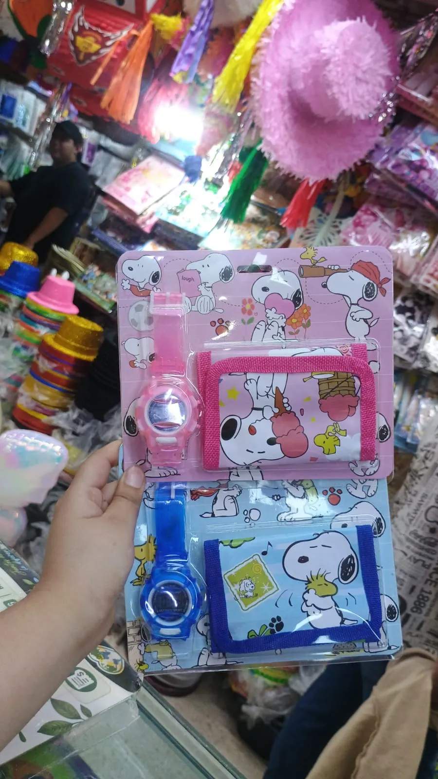 BILLETERA RELOJ MAFALDA SNOOPY 1